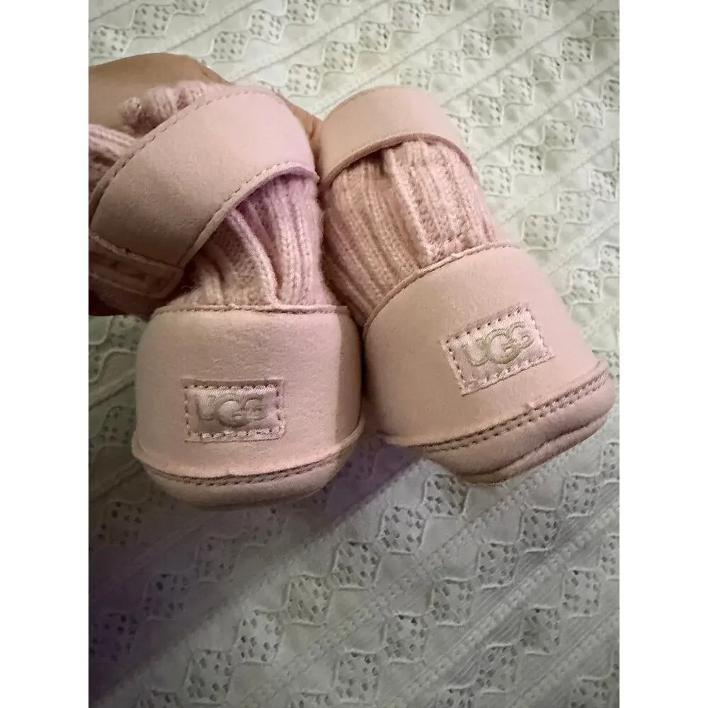 UGG Bixbee Baby Booties Pink Knit Slip On Infant Size 4/5 Soft Sole